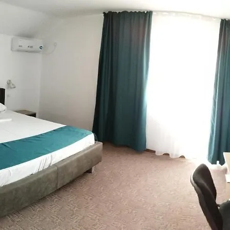 Remina 4* סולינה