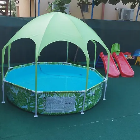 בית הארחה Remina סולינה